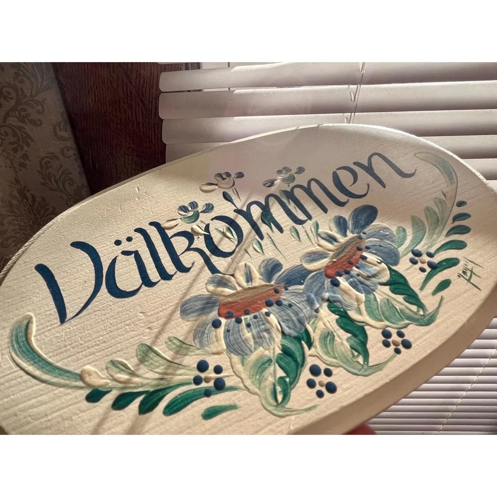 Vintage Hand‑Painted Swedish 